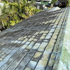 Impressive-Aluminum-Shingle-Roof-Cleaning-Service-in-Waimanalo-Hawaii 1