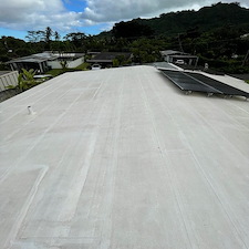 Roof-cleaning-transformation-in-Kaneohe-Hawaii 0